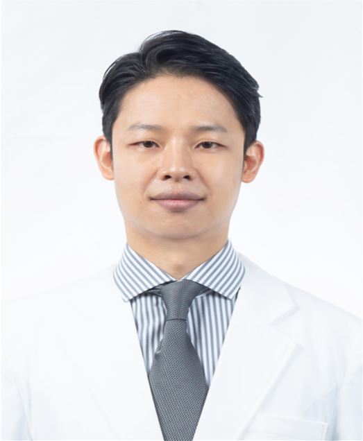 이윤현님의 사진입니다.